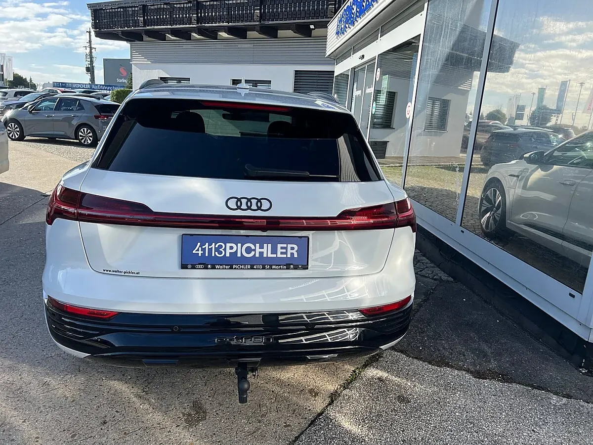 Audi Q8 2024 photo 5