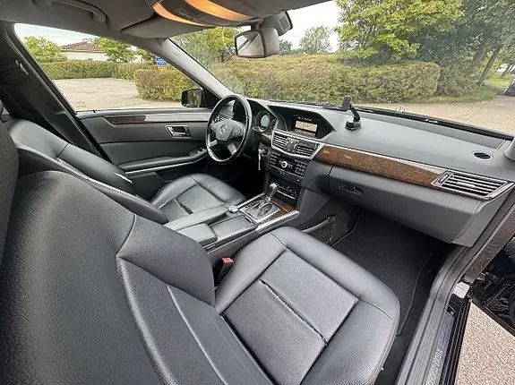 Mercedes-Benz E 200 2010 photo 5