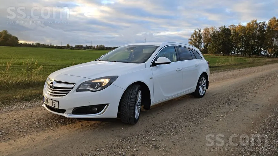 Opel Insignia 2013 photo 2