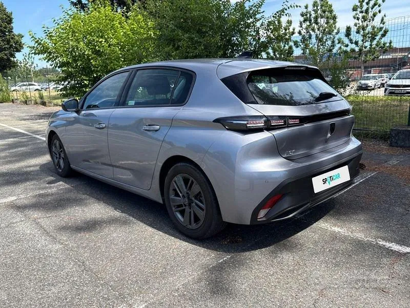 Peugeot 308 2022 photo 3