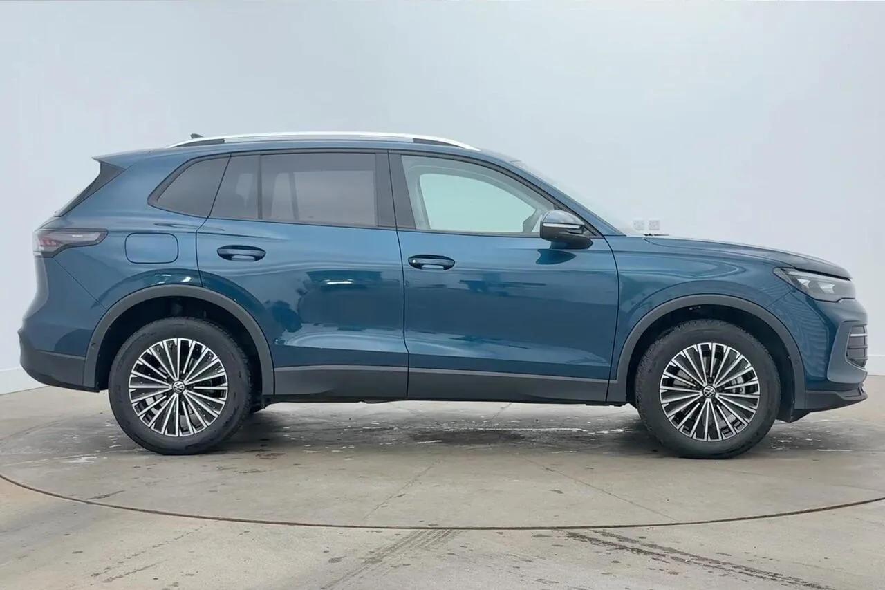 Volkswagen Tiguan 2025 photo 4