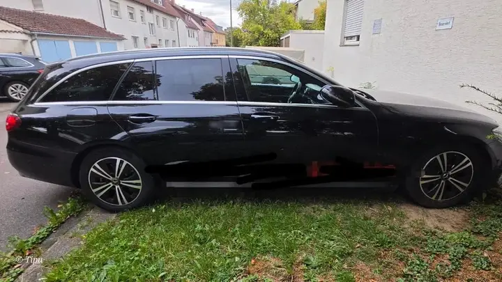 Mercedes-Benz E 220 D T Autom