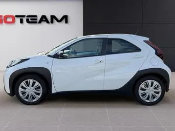 Toyota Aygo 2024 photo 2