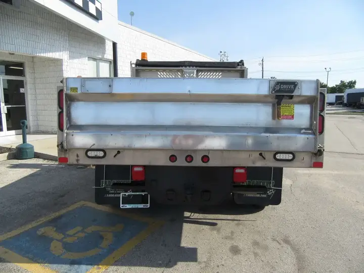 Dodge Ram 5500 2022 photo 4