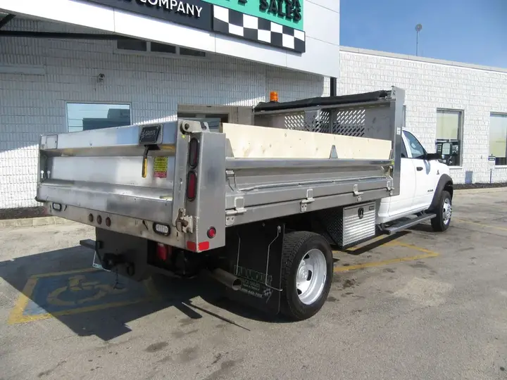 Dodge Ram 5500 2022 photo 3