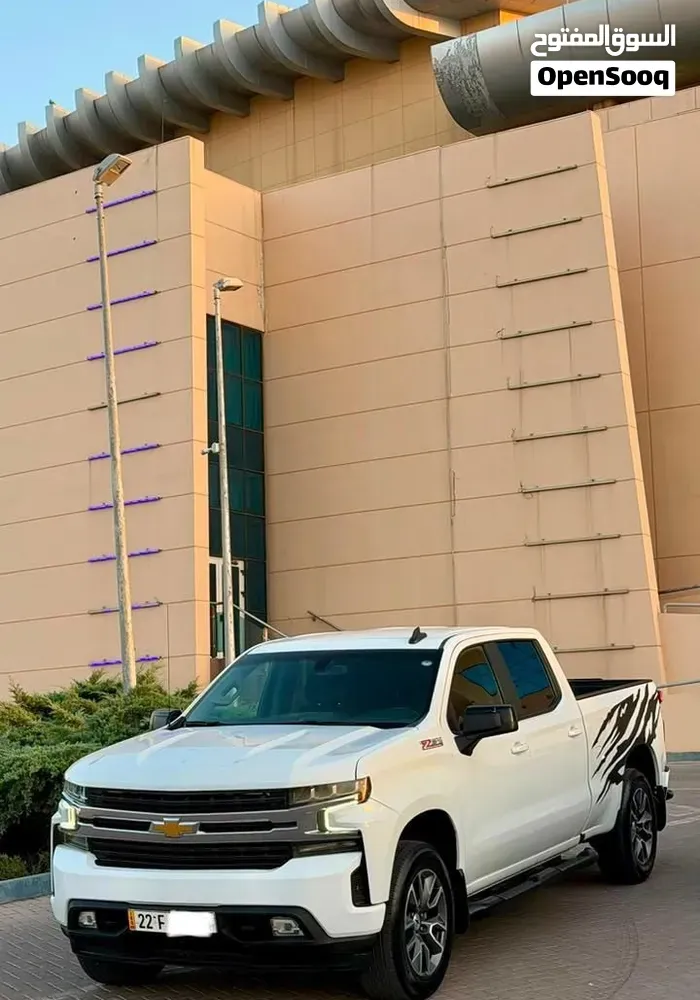 Chevrolet Silverado 2021 photo 4