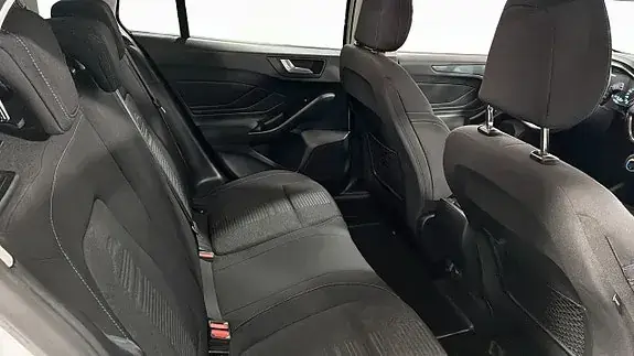 Ford Focus 2022 photo 3