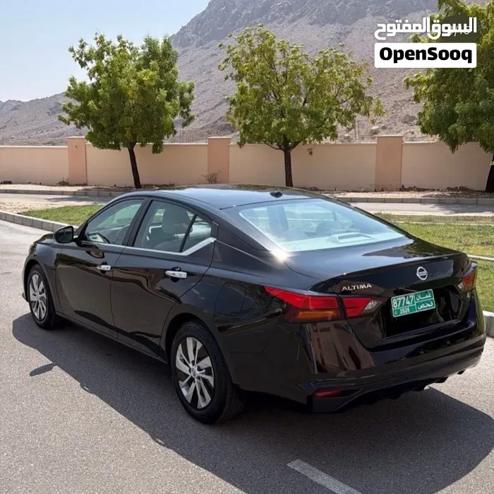 Nissan Altima 2019 photo 4