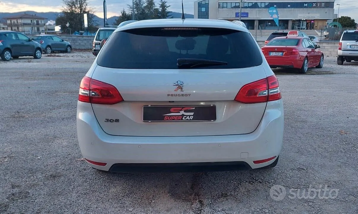 Peugeot 308 2019 photo 4