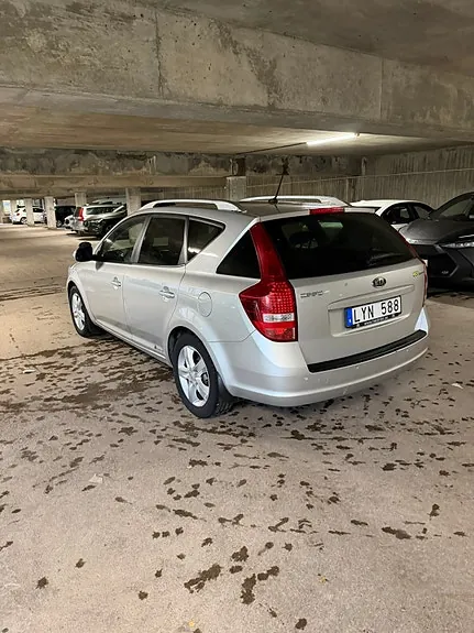 Kia Ceed 2012 photo 4