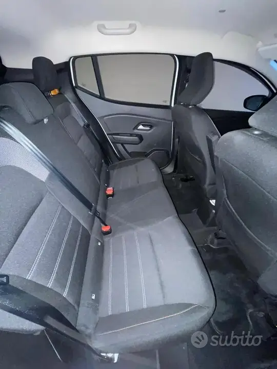 Dacia Sandero 2025 photo 4