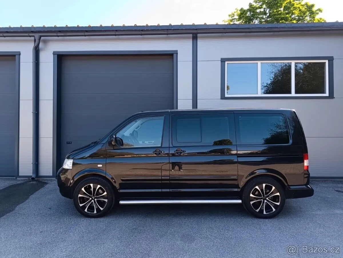 Volkswagen Multivan 2006 photo 2