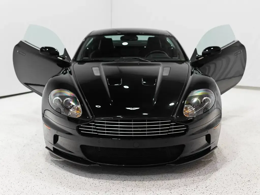 Aston Martin Dbs 2009 photo 2