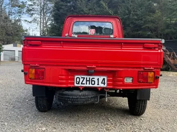 Daihatsu Hijet 2002 photo 4