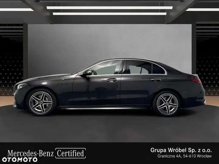 Mercedes-Benz C-Class 2025 photo 2