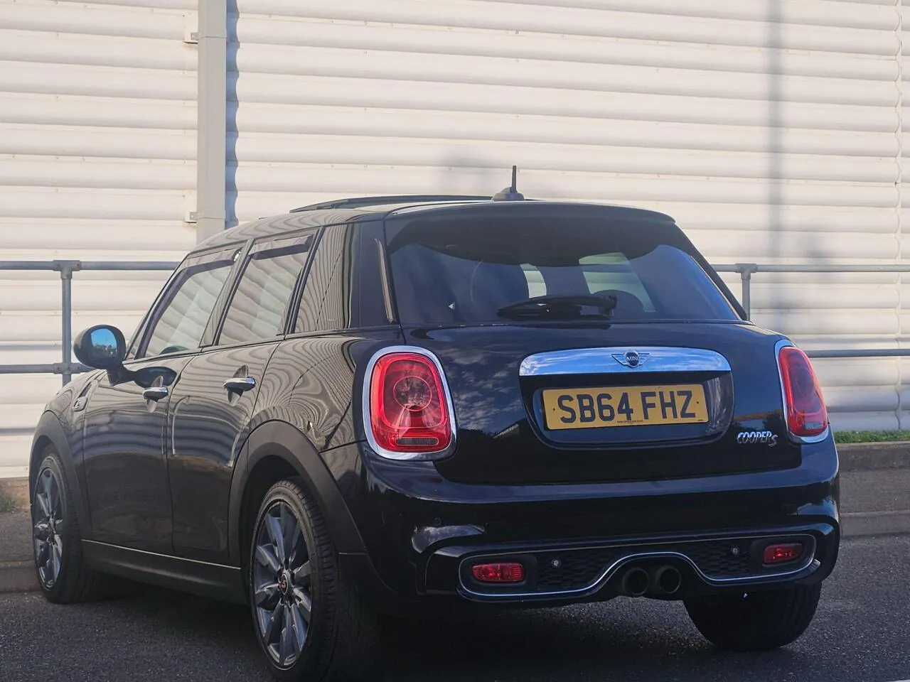 Mini Hatch 2014 photo 5