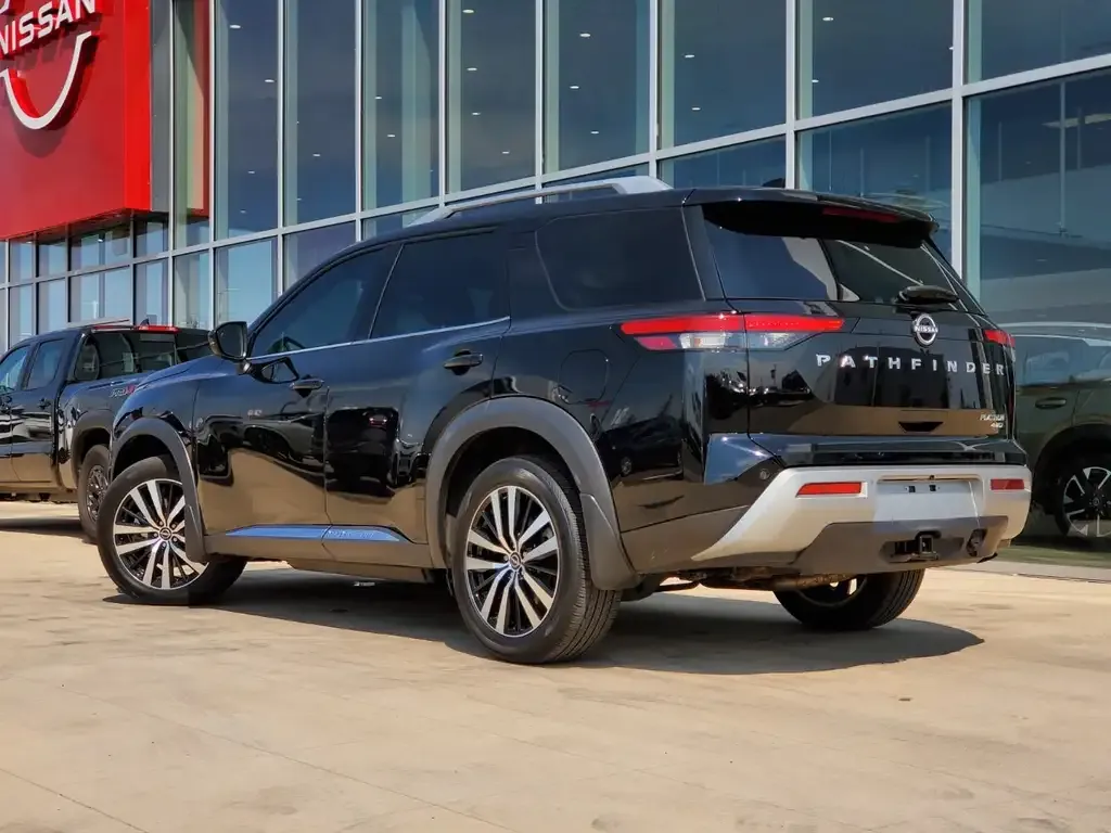 Nissan Pathfinder 2024 photo 5