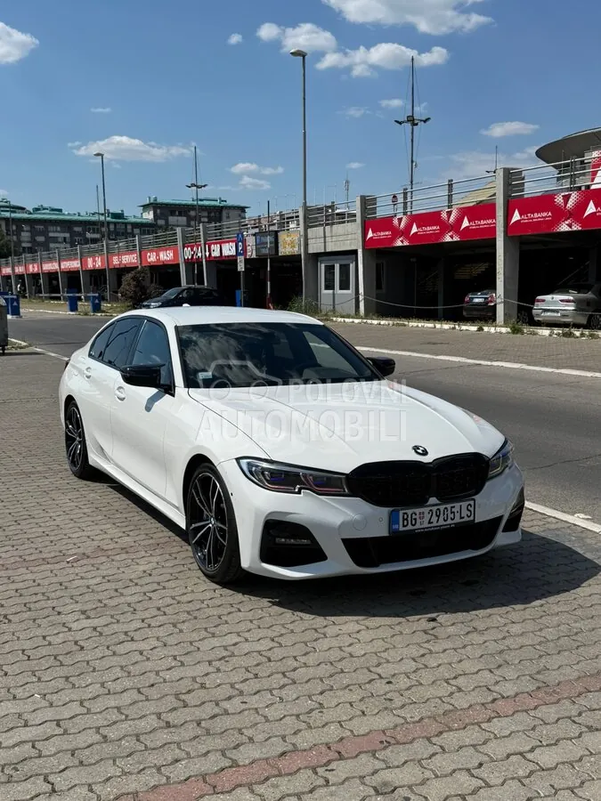 BMW 330 2019 photo 3