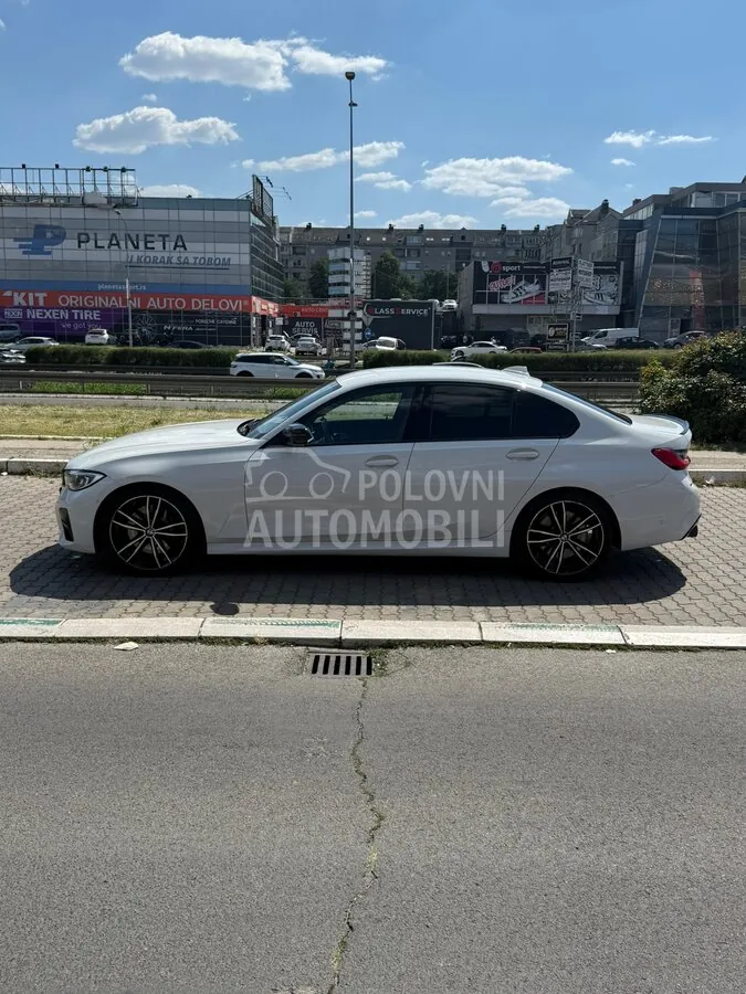 BMW 330 2019 photo 4