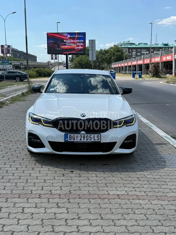 BMW 330 2019 photo 2