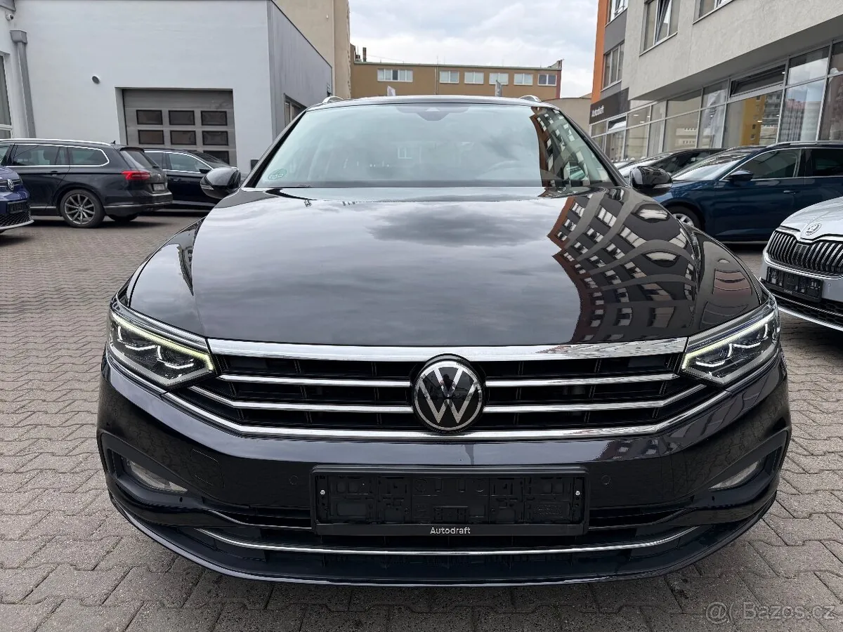 Volkswagen Passat 2021 photo 2