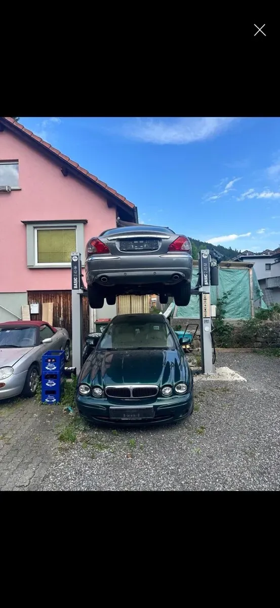 Jaguar X-Type