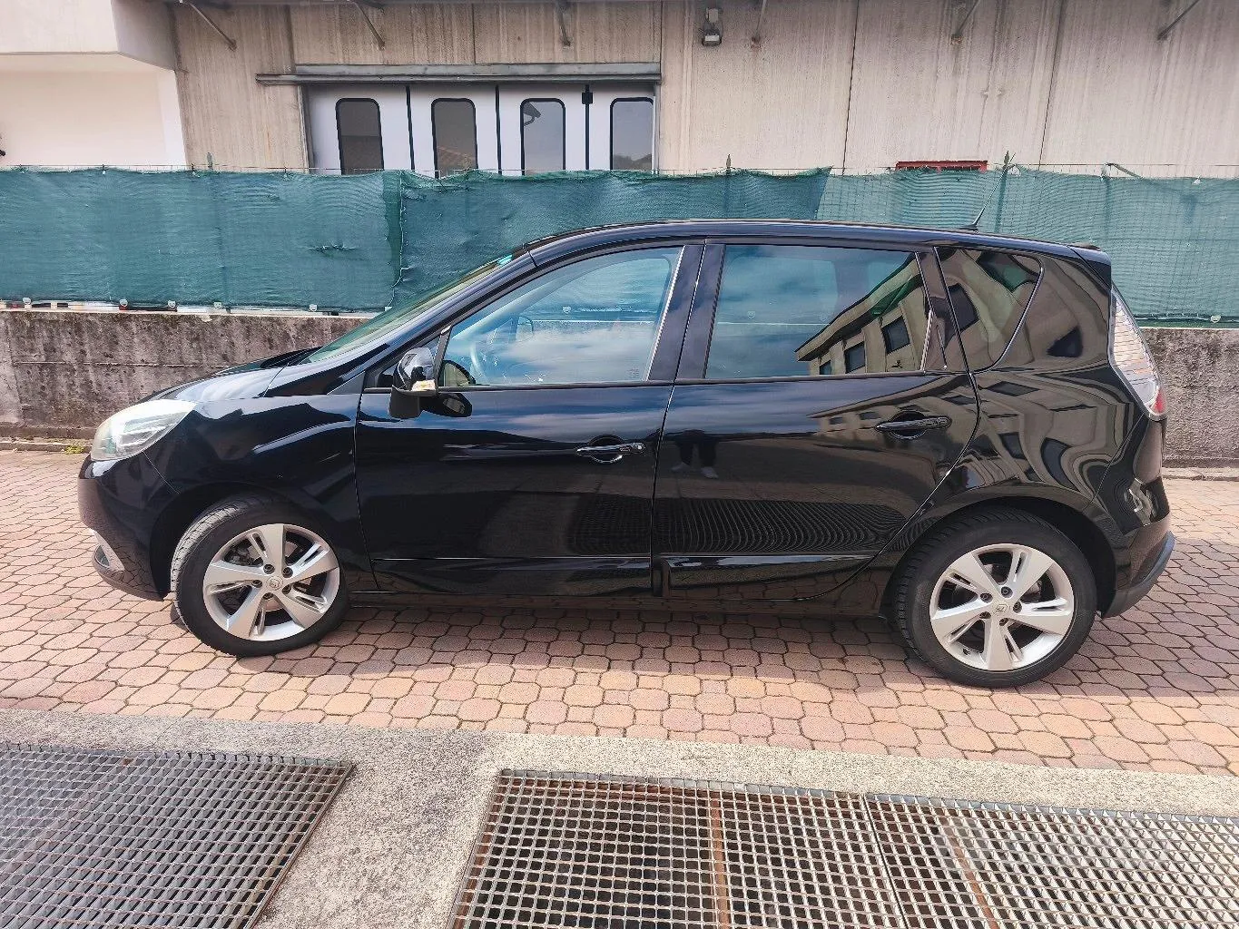 Renault Scenic 2013 photo 5