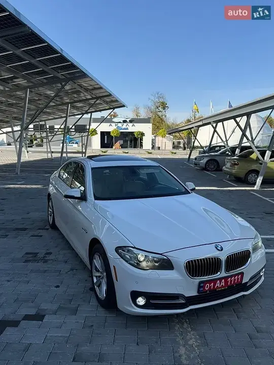 BMW 5 Series 2014 photo 3