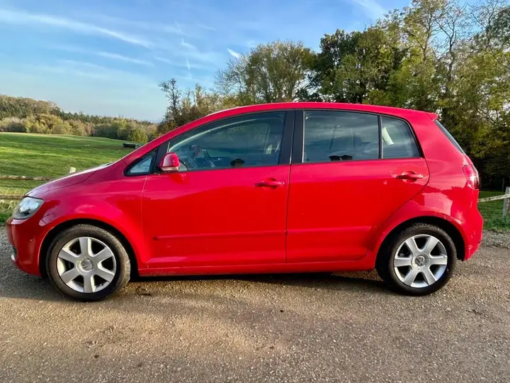 Volkswagen Golf 2009 photo 3