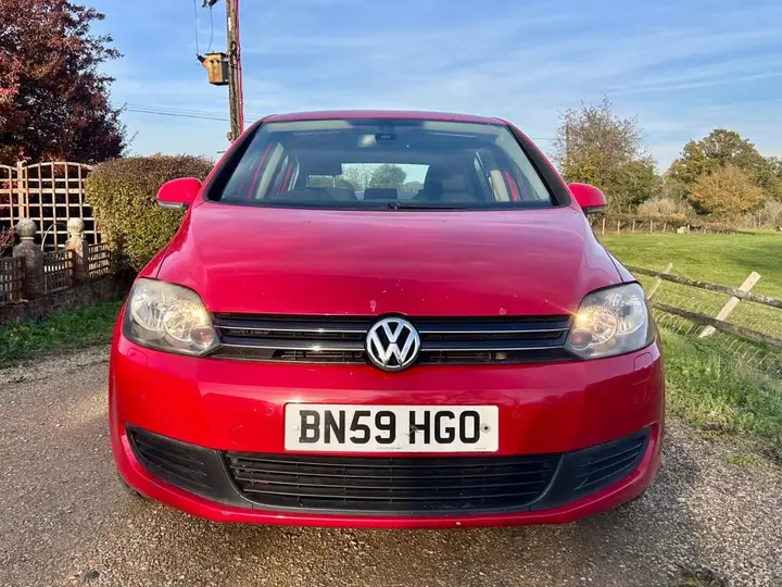 Volkswagen Golf 2009 photo 2