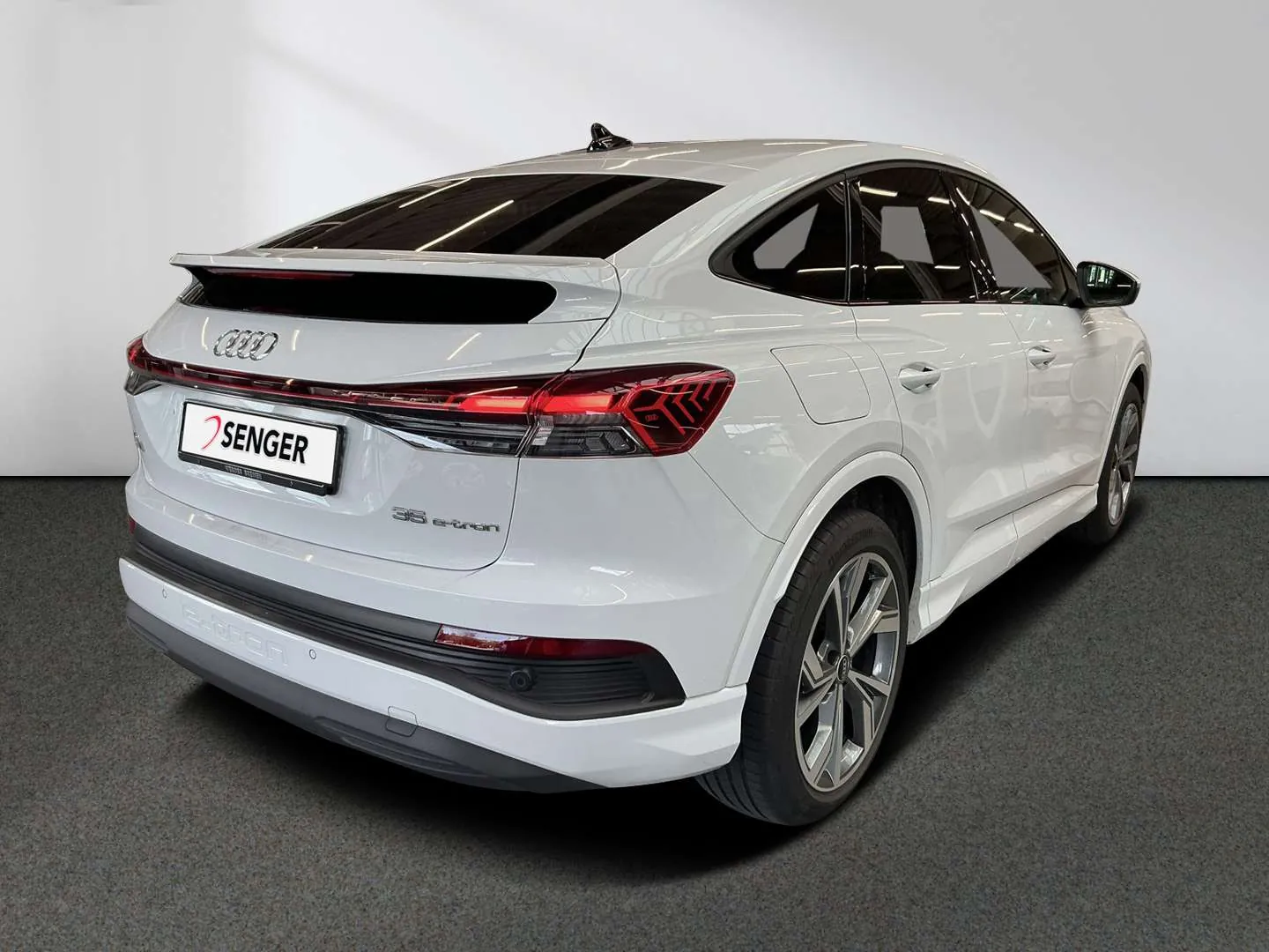 Audi Q4 E-Tron 2022 photo 2