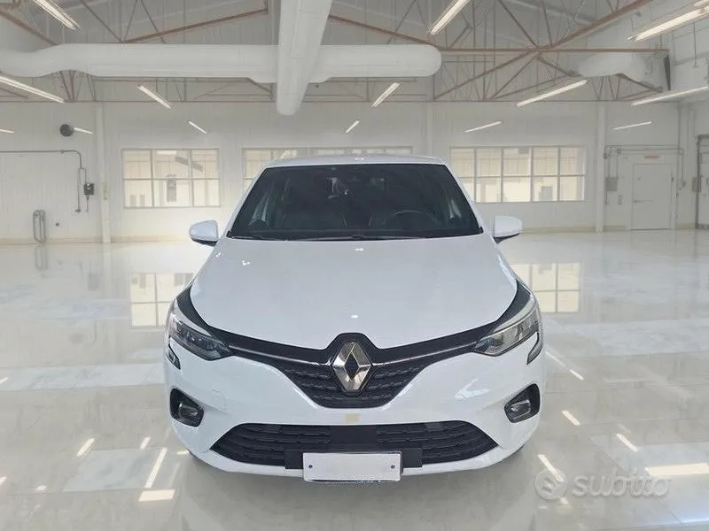 Renault Clio 2021 photo 2