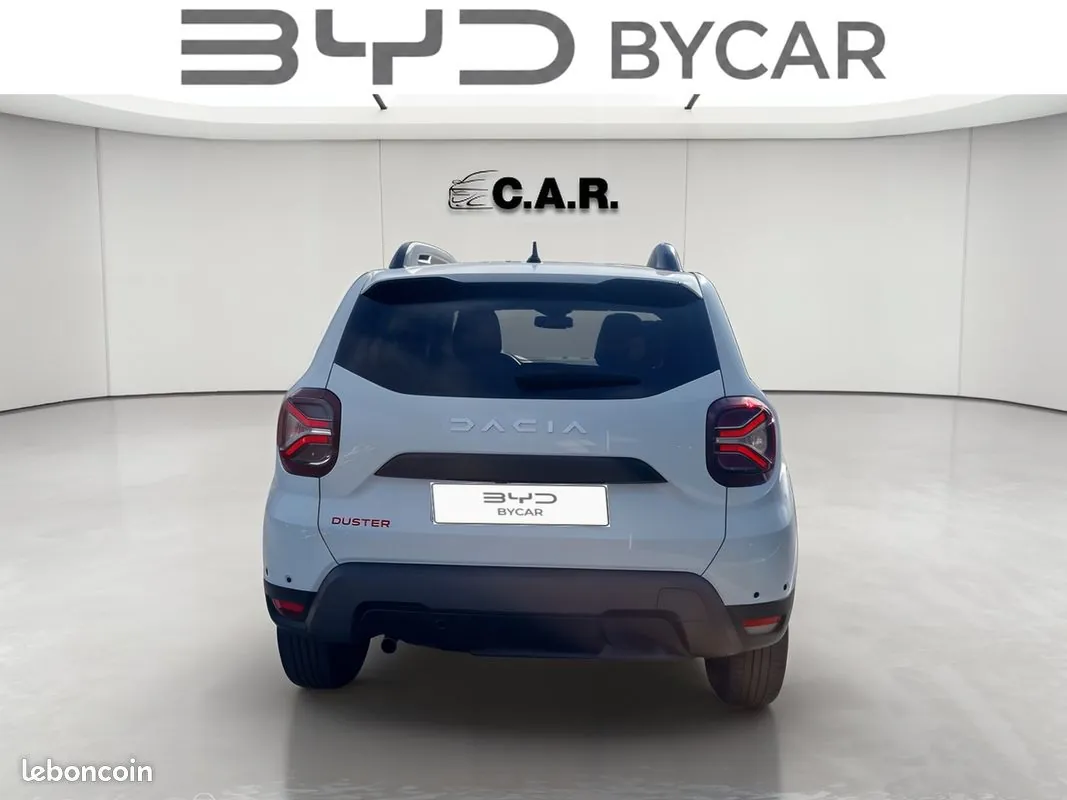 Dacia Duster 2023 photo 4