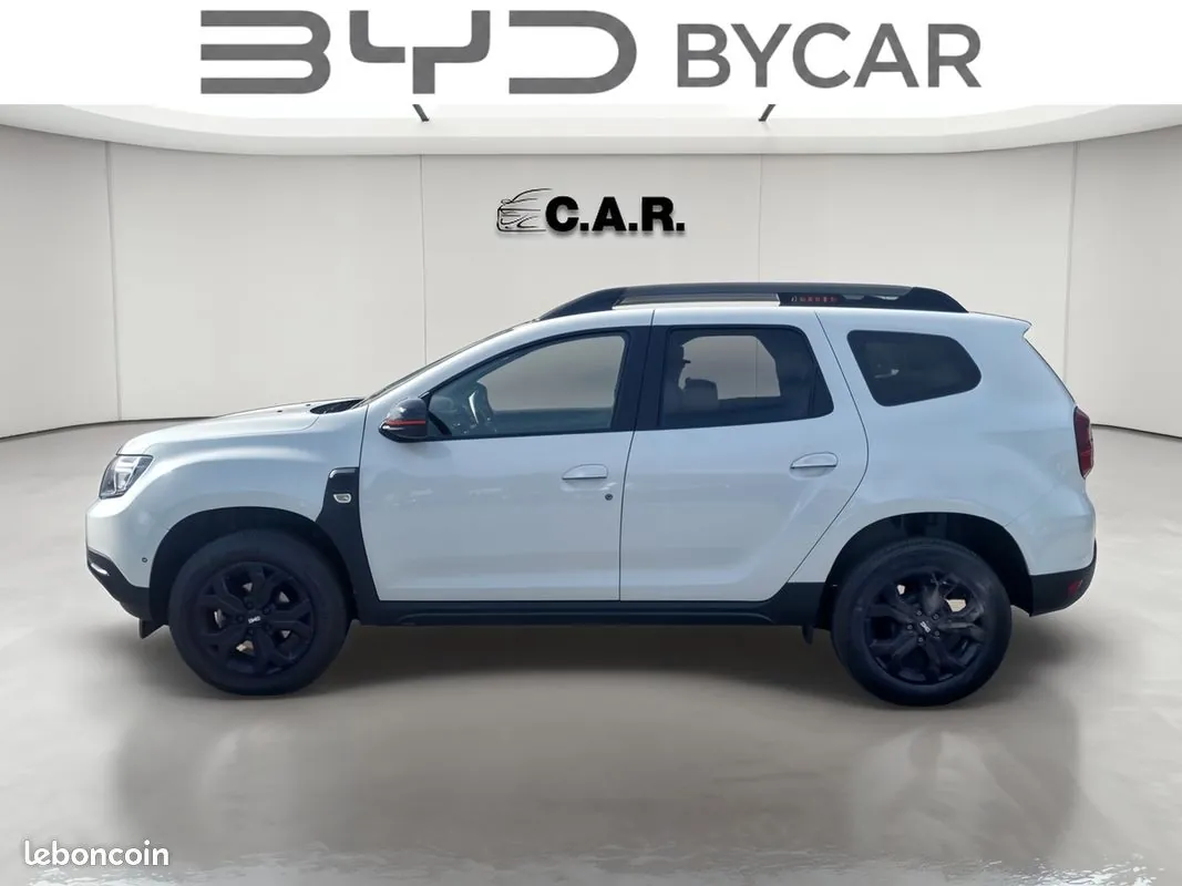 Dacia Duster 2023 photo 2