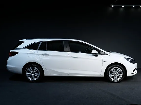 Opel Astra 2019 photo 2