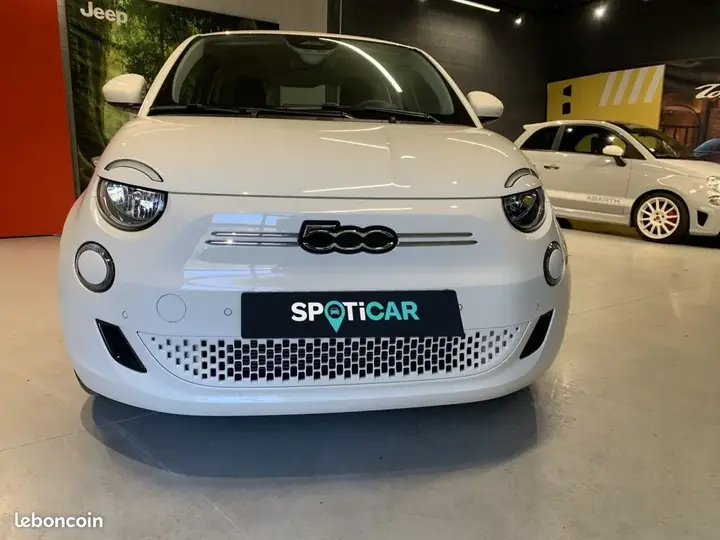 Fiat 500E 2023 photo 3