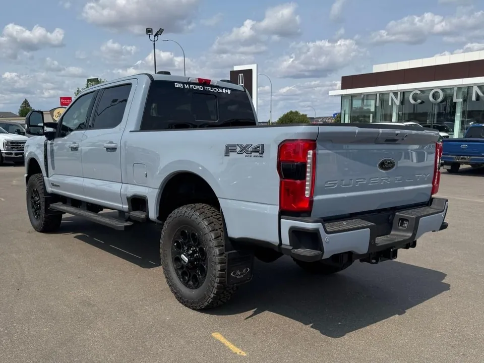 Ford F350 2026 photo 3