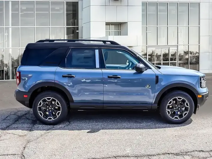 Ford Bronco Sport 2026 photo 3