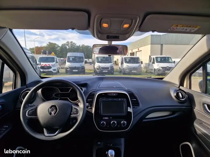Renault Captur 2019 photo 3