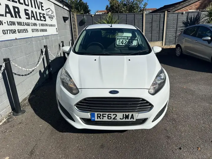 Ford Fiesta 2013 photo 5