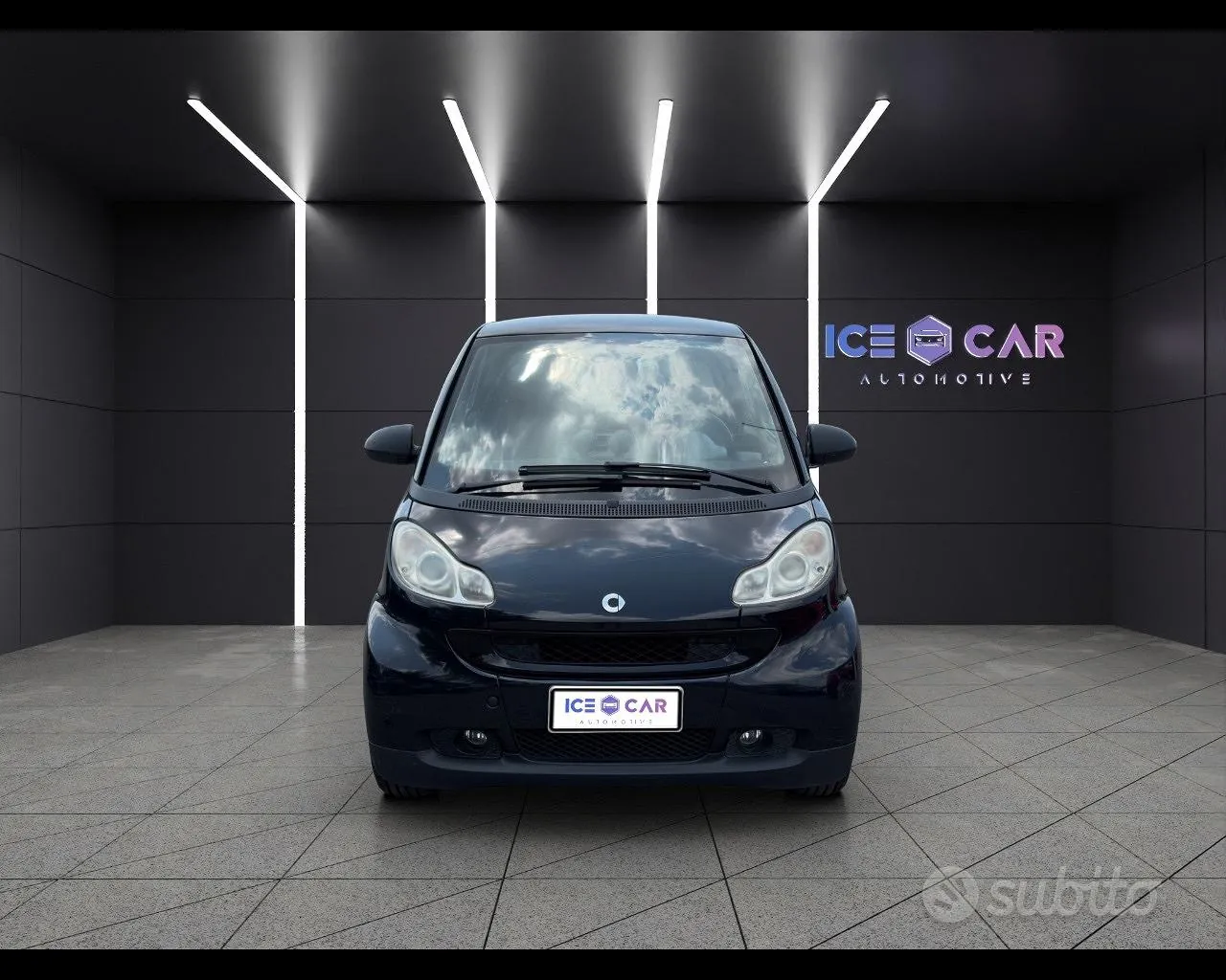 Smart Fortwo 2010 photo 2