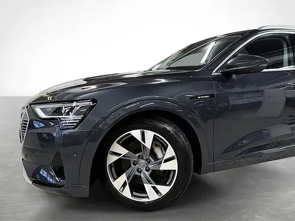 Audi E-Tron 2020 photo 2