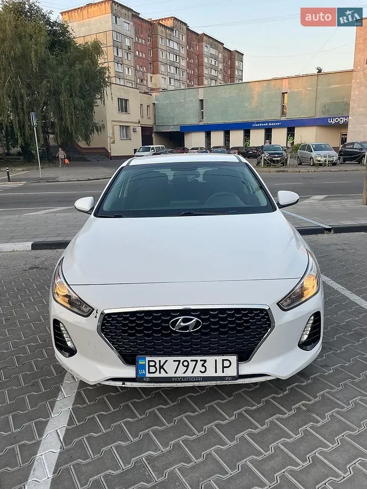 Hyundai Elantra Gt