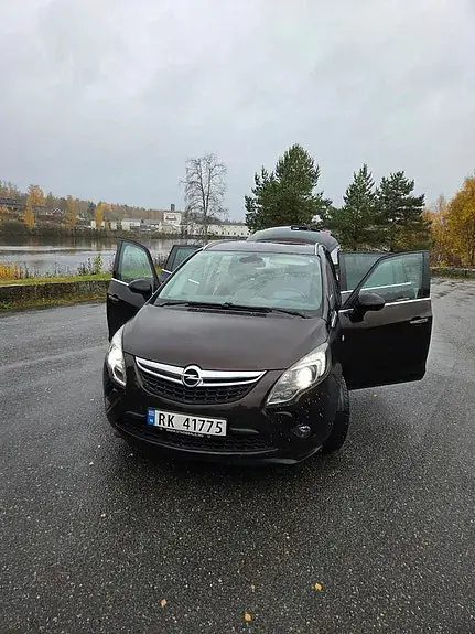 Opel Zafira Tourer