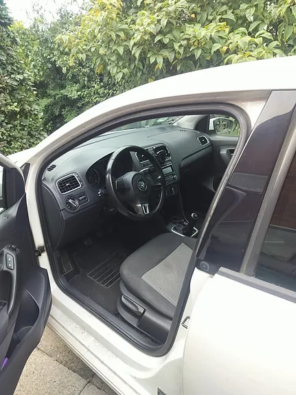 Volkswagen Polo 2012 photo 2