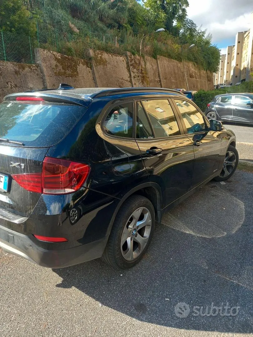 BMW X1 2012 photo 2