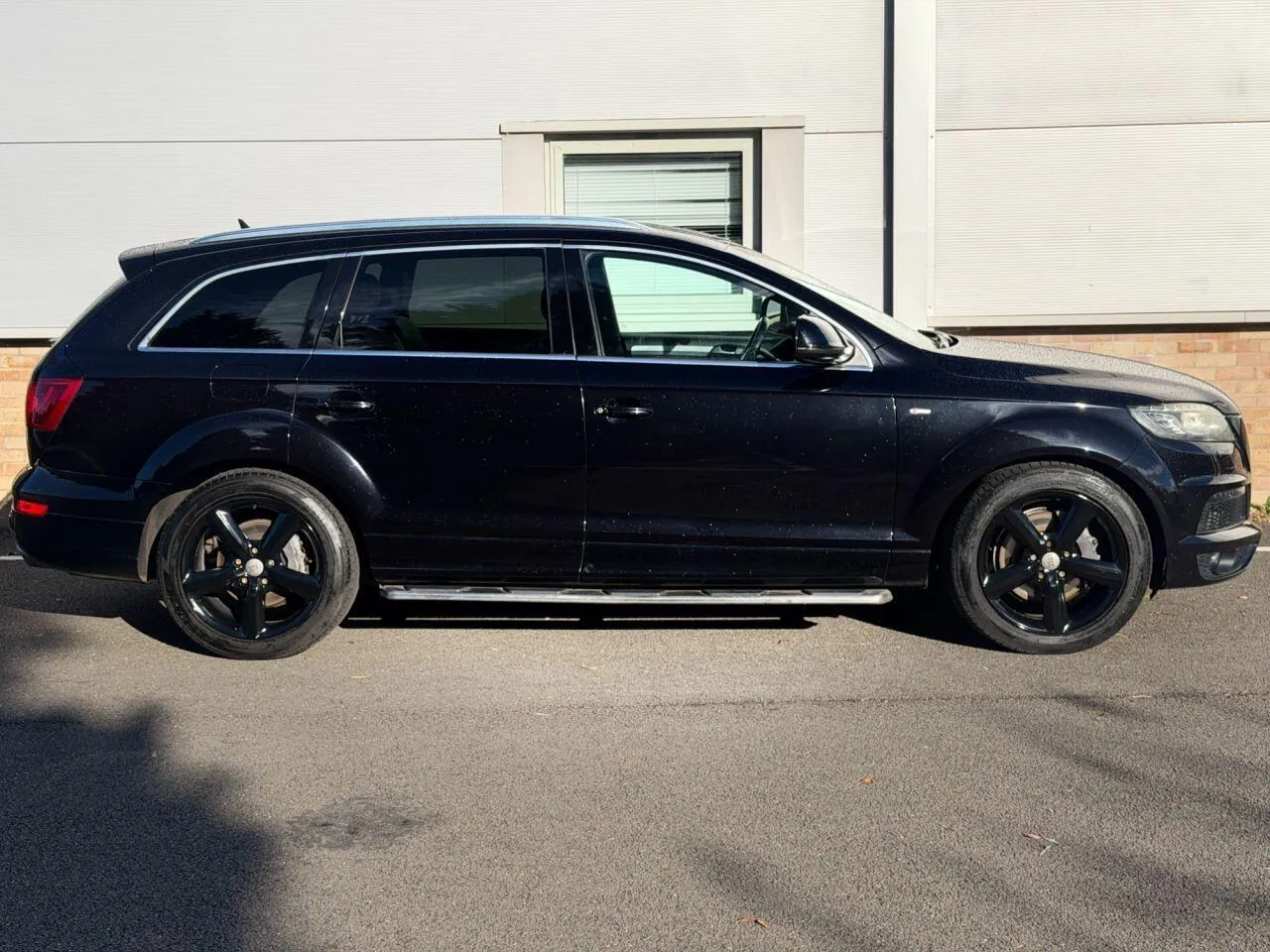 Audi Q7 2011 photo 4