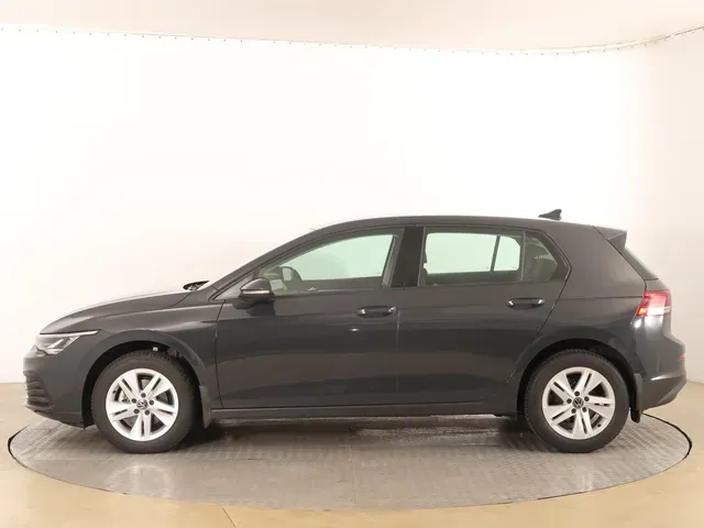 Volkswagen Golf 2021 photo 2