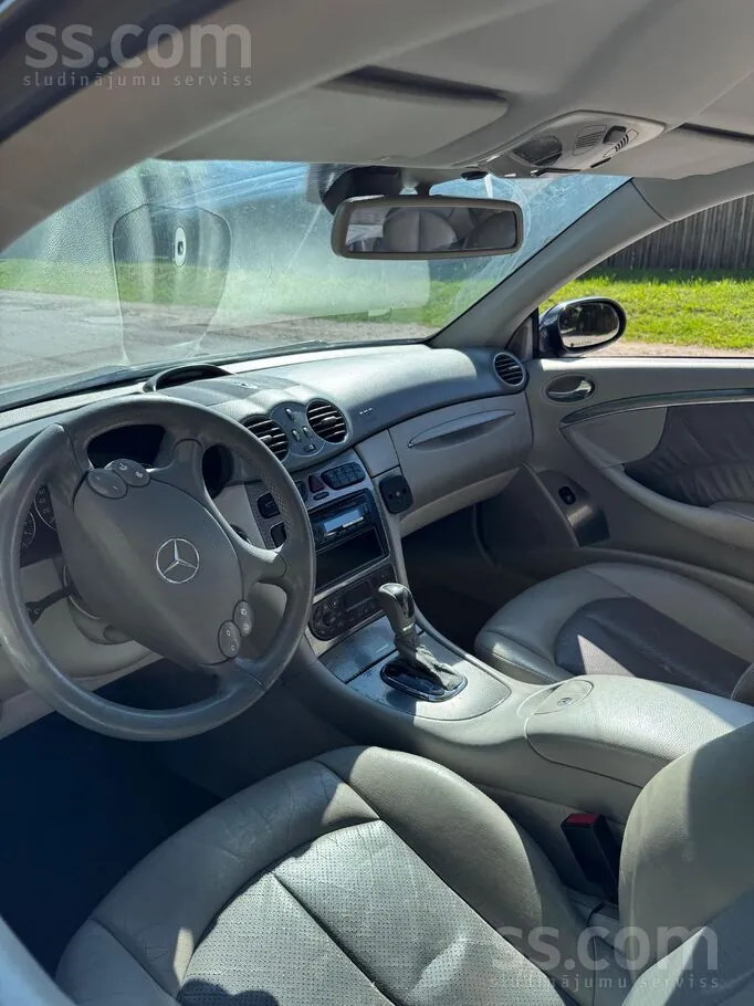 Mercedes-Benz Clk240 2002 photo 4