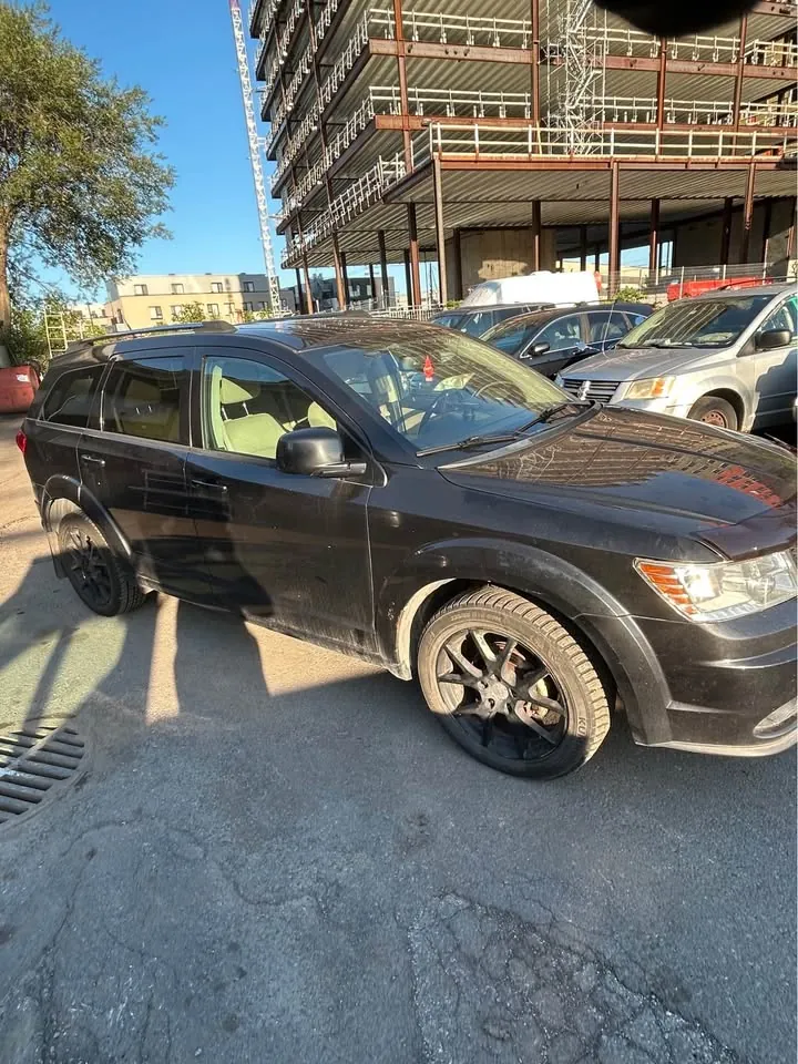 Dodge Journey 2011 photo 4
